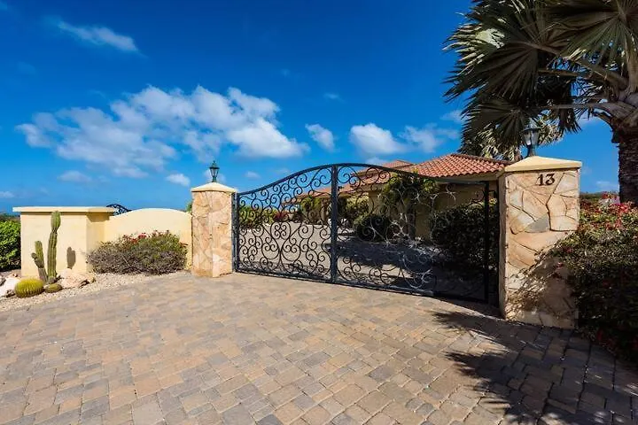 Beverly Hills Aruba Villa Palm Beach