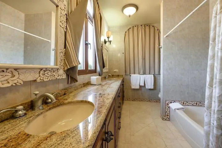 Beverly Hills Aruba Villa Palm Beach